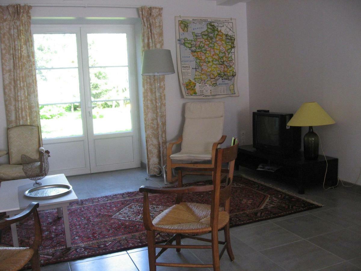 Gite Le Village Normier Exterior photo